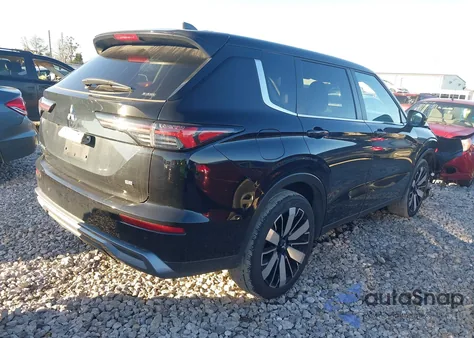 2025 Mitsubishi Outlander Se 2.5 S-Awc/Trail Edition S-Awc z USA, uszkodzony, nr VIN JA4J4VA89SZ035882